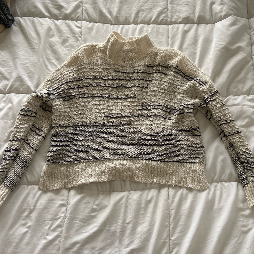 Light weight turtle neck beachy sweater